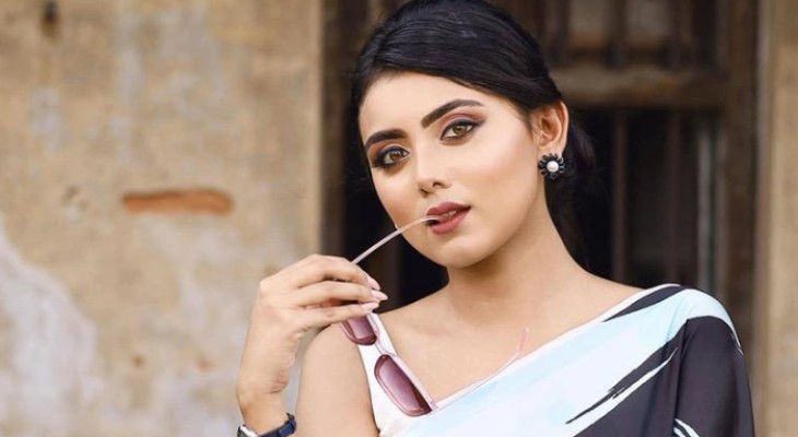 মন ভেঙেছে ইধিকার